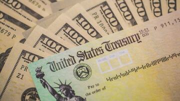 El presidente Biden firmó un proyecto de ley de gastos para evitar el cierre del gobierno. ¿Puede la legislación afectar al cuarto cheque de estímulo?