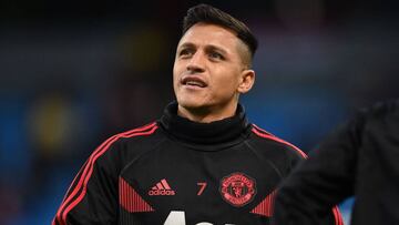 Alexis jugó amistoso por el United a la espera de su salida