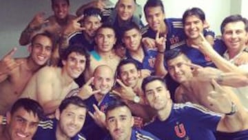 Los jugadores de la U se tomaron una &#039;selfie&#039; tras el triunfo sobre Cobreloa.