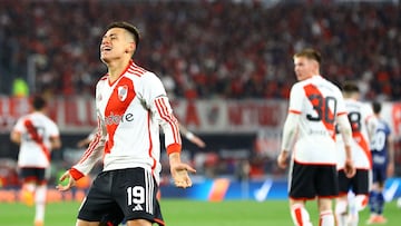 River Plate's forward Claudio Echeverri celebrates scoring his team's first goal during the Argentine Professional Football League Cup 2024 match between River Plate and Huracan at Monumental stadium in Buenos Aires on August 10, 2024. (Photo by ALEJANDRO PAGNI / AFP)