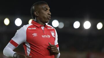 Johan Arango y tres jugadores más no continuarán en Santa Fe
