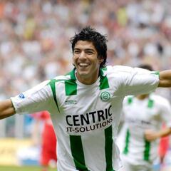 Luis Suárez, Koeman y Van Dijk se unen para ayudar al Groningen
