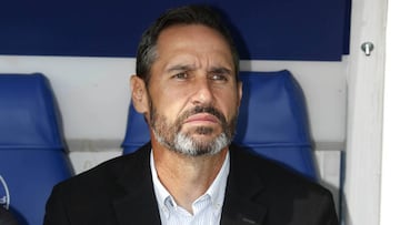 Vicente Moreno: "Vamos casi a penalti por partido"