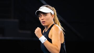 La tenista española Paula Badosa celebra un punto durante su partido ante Anett Kontaveit en el Adelaide International 2.