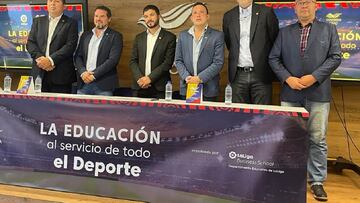 Firma de convenio entre el COC y LaLiga para potenciar deporte en Colombia.