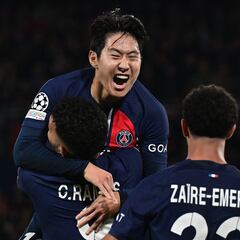 Kang in Lee pide sitio en París