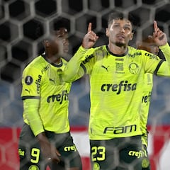 Raphael Veiga llega a CDMX para firmar con América