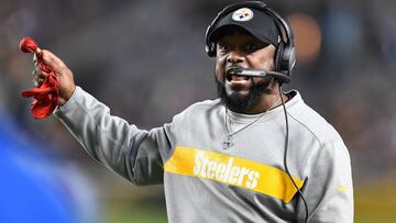 PITTSBURGH, PA - DECEMBER 02: head coach Mike Tomlin of the Pittsburgh Steelers reacts in the first half during the game against the Los Angeles Chargers at Heinz Field on December 2, 2018 in Pittsburgh, Pennsylvania.   Joe Sargent/Getty Images/AFP
 == FOR NEWSPAPERS, INTERNET, TELCOS &amp; TELEVISION USE ONLY ==