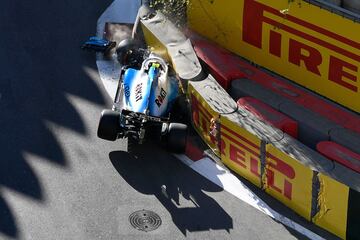 Momento en el que el Williams de Kubica choca contra la protección del muro.