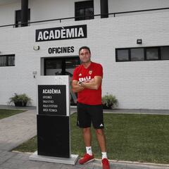 Miguel Grau: "Los chavales ven que la apuesta por la cantera en el Valencia es una realidad"