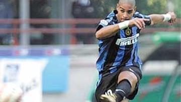 <b>PAREJA LETAL. </b>Ronaldo y Adriano ya coincidieron en el Inter y Florentino sueña ahora con esta pareja letal para el Madrid 2005-06.