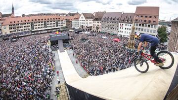 Emil Johansson of the Sweden performs during the finals of the Red Bull District Ride 2017 in Nuremberg, Germany on September 2nd, 2017 // Marc M&Atilde;&macr;&Acirc;&iquest;&Acirc;&frac12;ller/Red Bull Content Pool // AP-1T3XHWEJS2111 // Usage for editorial use only // 