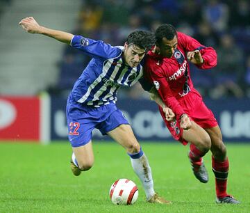 Atlético de Madrid: 2006-09
Oporto: 2004/05