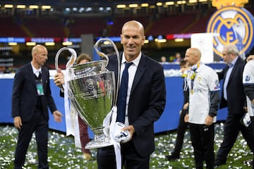 Por primera vez en la historia de la Champions League, el vigente campeón conseguía el título. El Real Madrid ganaba la Champions por segundo año consecutivo con Zidane en el banquillo. La Duodécima del equipo blanco.