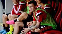 Aránguiz hará parte de su proceso de recuperación en Chile