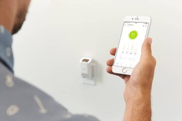 Conoce el nivel de limpieza del aire de tu casa con este enchufe inteligente