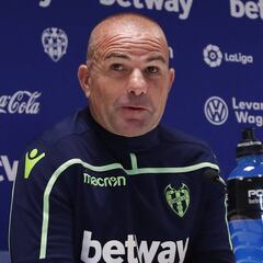 Paco López: "El Real Madrid está en su mejor momento"