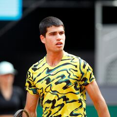 Alcaraz crece, crece y crece