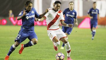 Mojica durante un partido con el Rayo.