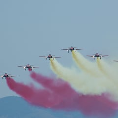 El líder de la Patrulla Águila nos cuenta la única acrobacia que hacen solo ellos: “El aterrizaje en formación es muy complejo”