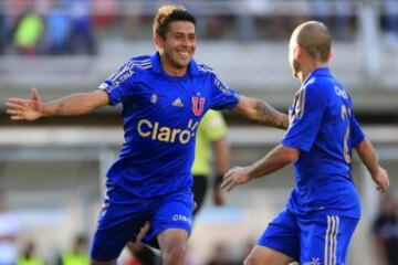 Fernández festeja junto a Lorenzetti su gol.