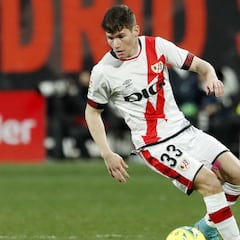 Fran García, duda para la maratón de partidos a domicilio del Rayo