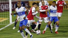 "Pastilla de cafeína": la curiosa cábala de Juan Leiva en la UC