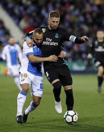 El Zhar y Sergio Ramos