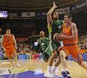 Power Valencia se deshace del Unicaja en la lucha por cuarto puesto