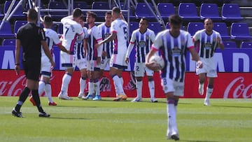 El Real Valladolid celebrando un gol.
 