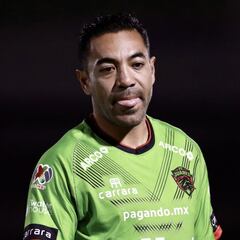 Marco Fabián no entra en planes de Tuca Ferretti para Bravos