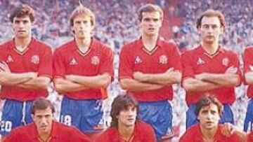 <b>FRACASO ANTE ITALIA. </b>Zubizarreta, Míchel, Soler, Andrinúa, Gallego y Gordillo; Butragueño, Víctor, Bakero, Tomás y Sanchis no pudieron superar a los azzurri y el gol de Vialli.
