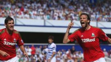 <b>DOS GOLAZOS. </b>Michu lo hizo todo bien en su debut con el Swansea: marcó dos tantos, asistió a un compañero y lanzó un tiro al palo.