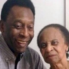 La madre de Pelé aún no sabe que su hijo ha muerto