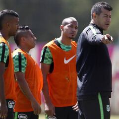 La mano de Almirón para hacer de Nacional el mejor del FPC