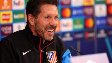 Soccer Football - UEFA Champions League - Atletico Madrid MD-1 Press Conferences - Anfield, Liverpool, Britain - September 16, 2025 Atletico Madrid coach Diego Simeone during the press conference Action Images via Reuters/Craig Brough