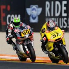 Nicolò Bulega y Edgar Pons, campeones en Valencia