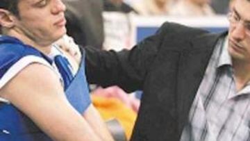 <b>CONTUSIÓN. </b>Jiménez se dañó el hombro derecho, pero sin gravedad.