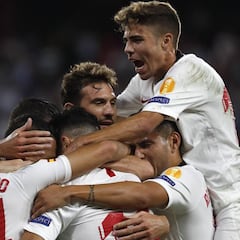 El Sevilla gana con el mínimo esfuerzo