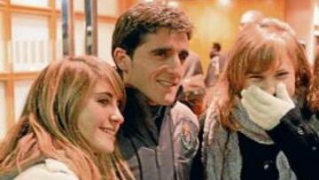 <b>LLEGADA A SORIA. </b>Los jugadores del Valladolid fueron recibidos en el hotel por algunos aficionados.