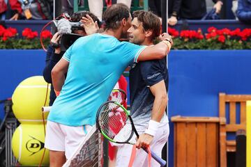 Rafael Nadal se impuso 6-3 y 6-3 sobre David Ferrer en los octavos de final del Conde de Godó de Barcelona. 