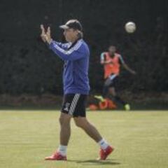 Lunari: “Tengo que decidir entre Insúa y Maxi”