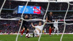 Soccer Football - UEFA Nations League - League A - Group 4 - England v Croatia - Wembley Stadium, London, Britain - November 18, 2018  England&#039;s Harry Kane scores their second goal           Action Images via Reuters/Carl Recine