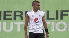 Jhon Duque entrenando con Millonarios