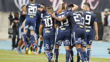 La U sacó 20 victorias de ventaja a la Católica en clásicos