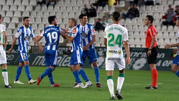 20/10/18 PARTIDO PRIMERA DIVISION
CORDOBA - DEPORTIVO DE LA CORUÑA
Borja Valle, en el momento de ser expulsado.