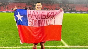 Anotó un gol en Europa, clasificó a la Champions League y celebró con una bandera chilena
