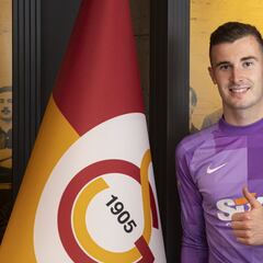 Iñaki Peña, cedido al Galatasaray