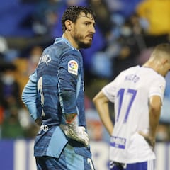 El Zaragoza tiene números de descenso en La Romareda