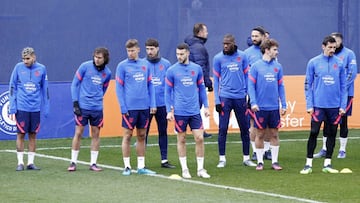 Los futbolistas del Atleti ayer, en la &uacute;ltima sesi&oacute;n antes de recibir al Celta.